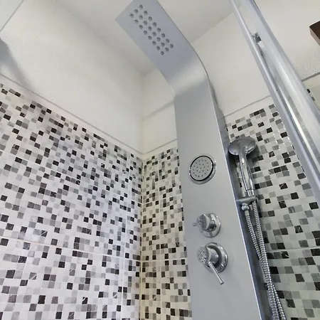 Casa Do Adro Do بيت للعطل