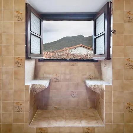 بيت للعطل Casa Do Adro Do سواجو