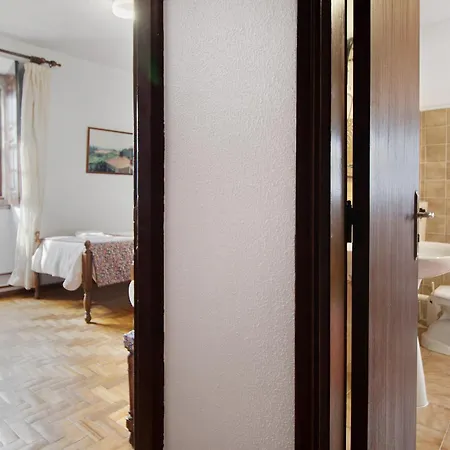 Casa Do Adro Do بيت للعطل