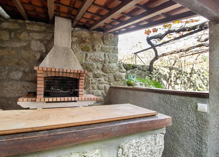 Дом отдыха Casa Do Adro Do *