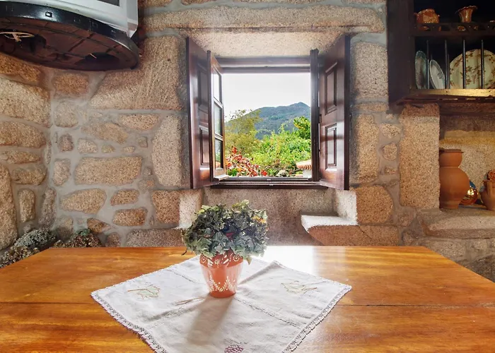 펜션 Casa Do Adro Do *